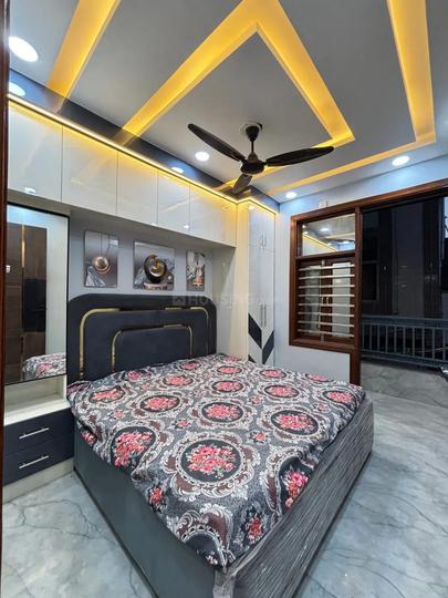 Bhagwati Garden, Dwarka Mor Bedroom 1