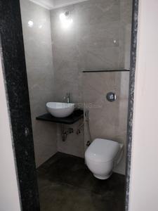 Bathroom Image of 1100 Sq.ft 3 BHK Apartment / Flat for rent in Basil Mondale, Mundhwa Pune for Rs. 40000