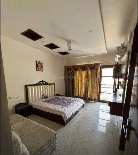 Sector 77 Main Image 1