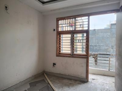 Bedroom Image of 650 Sq.ft 2 BHK Apartment / Flat for sale in Sangam Vihar New Delhi for Rs. 3600000
