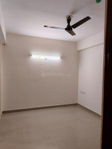 Bedroom Image of 935 Sq.ft 2 BHK Apartment / Flat for rent in Arihant Arden, Noida Extension Greater Noida for Rs. 17000