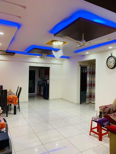 Opera Spring Leaf Main Image 1