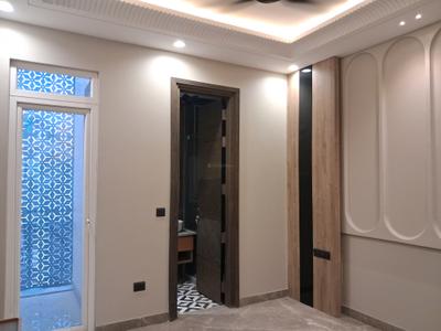 Bedroom Image of 1350 Sq.ft 3 BHK Builder Floor for sale in Paschim Vihar New Delhi for Rs. 27500000