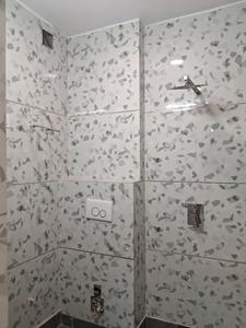 Common Bathroom Image of 900 Sq.ft 3 BHK Builder Floor for sale in Dwarka Mor New Delhi for Rs. 4650000