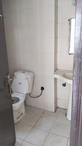 Image of 1360 Sq.ft 3 BHK Apartment / Flat for rent in Panchsheel Wellington, Crossings Republik, Ghaziabad for Rs. 26000