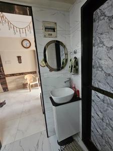 Bathroom Image of 600 Sq.ft 1 BHK Independent House for sale in Asalpha Mumbai for Rs. 11500000