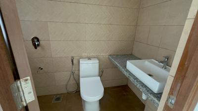 Image of 990 Sq.ft 2 BHK Apartment / Flat for rent in Kolshet, Thane for Rs. 40000