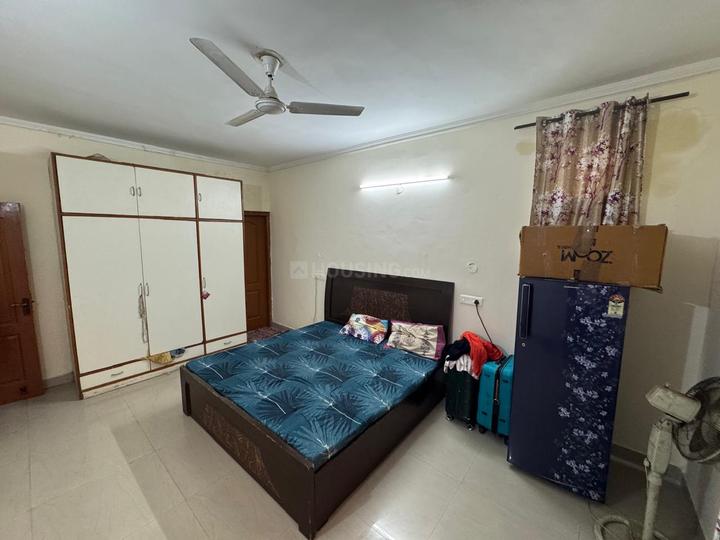 Savitri towers vip road zirakpur Bedroom 1