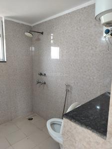 Image of 1650 Sq.ft 2 BHK Apartment / Flat for rent in Sector 16 Dwarka, New Delhi for Rs. 43000
