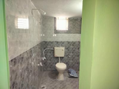 Bathroom Image of 650 Sq.ft 3 BHK Apartment / Flat for rent in Kuniyamuthur Coimbatore for Rs. 20000