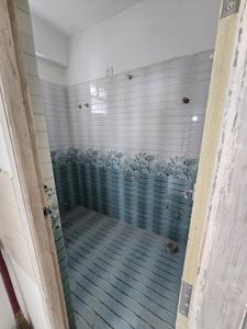 Bathroom Image of 900 Sq.ft 2 BHK Apartment / Flat for sale in Moulivakkam Chennai for Rs. 6300000