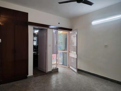 Bedroom Image of 2000 Sq.ft 3 BHK Apartment / Flat for sale in DDA Flats Vasant Kunj, Vasant Kunj New Delhi for Rs. 50000000