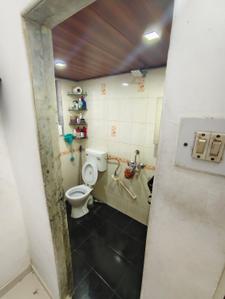 Bathroom Image of 1050 Sq.ft 2 BHK Apartment / Flat for sale in Swastik Shree Ganesh, Vashi Navi Mumbai for Rs. 15000000