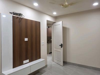 Bedroom Image of 1100 Sq.ft 3 BHK Builder Floor for sale in Janakpuri New Delhi for Rs. 17000000