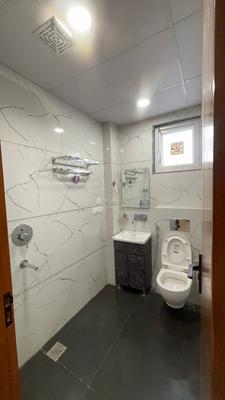 Image of 1900 Sq.ft 2 BHK Builder Floor for rent in Sector 52, Gurgaon for Rs. 48000