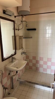 Image of 1377 Sq.ft 3 BHK Apartment / Flat for sale in DLF Ridgewood Estate, DLF Phase 4, Gurgaon for Rs. 30000000