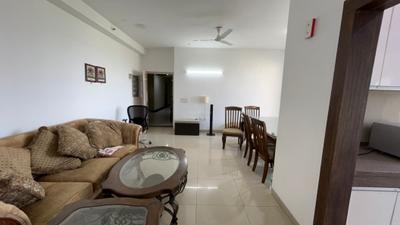Living Room Image of 1899 Sq.ft 3 BHK Apartment / Flat for rent in Emaar Palm Gardens, Sector 83 Gurgaon for Rs. 57000