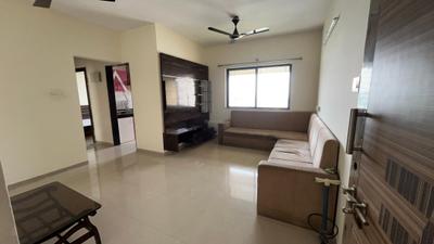 Living Room Image of 850 Sq.ft 2 BHK Apartment / Flat for sale in Kalpataru Serenity, Hadapsar Pune for Rs. 7500000