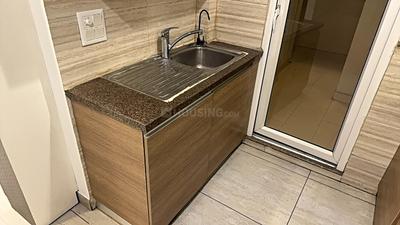 Kitchen Image of 1350 Sq.ft 3 BHK Apartment / Flat for rent in ABA Cleo County, Sector 121 Noida for Rs. 53000