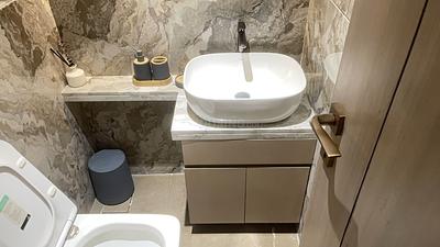 Image of 2450 Sq.ft 4 BHK Apartment / Flat for sale in Gurukrupa Alaknanda, Juhu, Mumbai for Rs. 165500000