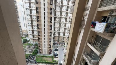 Image of 1045 Sq.ft 2 BHK Apartment / Flat for sale in Paras Tierea, Sector 137, Noida for Rs. 8300000