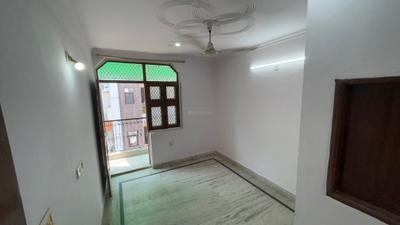 Bedroom Image of 900 Sq.ft 3 BHK Builder Floor for rent in Uttam Nagar New Delhi for Rs. 18500
