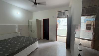 Bedroom Image of 900 Sq.ft 2 BHK Apartment / Flat for rent in Sector 39 Gurgaon for Rs. 33999