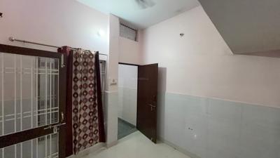 Bedroom Image of 1250 Sq.ft 2.5 BHK Builder Floor for rent in Sikandra Agra for Rs. 17000