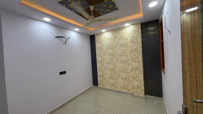 Bedroom Image of 900 Sq.ft 3 BHK Builder Floor for sale in Govindpuri New Delhi for Rs. 5200000