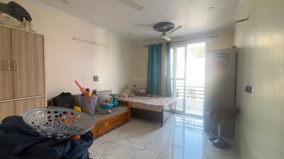 Bedroom Image of 1100 Sq.ft 3 BHK Apartment / Flat for rent in Vikaspuri New Delhi for Rs. 42000