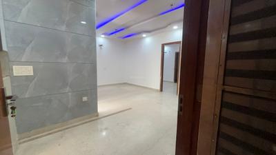 Living Room Image of 1150 Sq.ft 3 BHK Builder Floor for rent in Sector 5 Rohini New Delhi for Rs. 35000