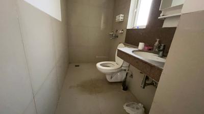 Image of 1719 Sq.ft 3 BHK Apartment / Flat for rent in Emaar Palm Gardens, Sector 83, Gurgaon for Rs. 40000