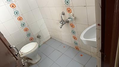 Image of 1800 Sq.ft 3 BHK Builder Floor for rent in Vishnu Puri Colony, Indore for Rs. 18000