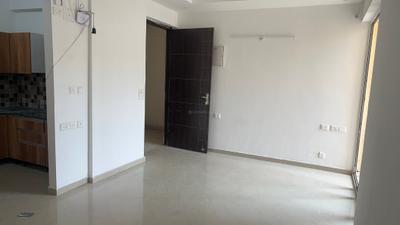 Living Room Image of 1000 Sq.ft 2.5 BHK Apartment / Flat for rent in Prateek Grand City, Siddharth Vihar Ghaziabad for Rs. 26000