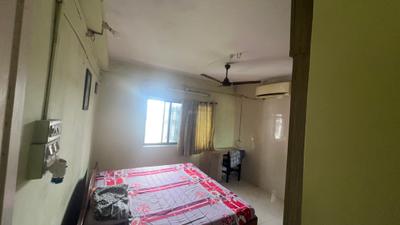 Bedroom Image of 1200 Sq.ft 2 BHK Apartment / Flat for rent in Fatehgunj Vadodara for Rs. 18000