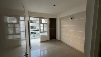 Bedroom Image of 900 Sq.ft 2 BHK Apartment / Flat for sale in Mahagun Mahagunpuram, Mahagunpuram Ghaziabad for Rs. 6300000