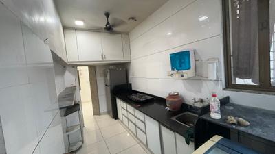 Kitchen Image of 2231 Sq.ft 3 BHK Apartment / Flat for rent in Ambawadi Ahmedabad for Rs. 48000