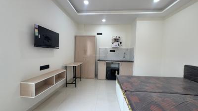 Kitchen Image of 450 Sq.ft 1 BHK Builder Floor for rent in Mahalakshmi Nagar Indore for Rs. 13500
