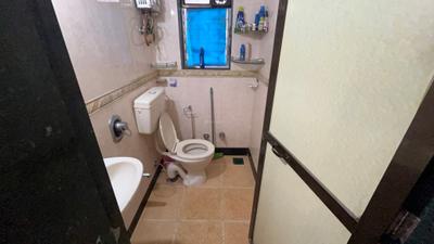 Maple Heights CHSL Bathroom One 3