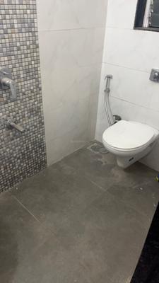 Image of 530 Sq.ft 2 BHK Apartment / Flat for rent in Swastik Emerald, Vikhroli East, Mumbai for Rs. 47000