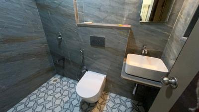 Image of 750 Sq.ft 2 BHK Apartment / Flat for rent in Veena Synergy, Andheri East, Mumbai for Rs. 75000
