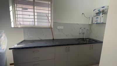 Kitchen Image of 800 Sq.ft 1 BHK Apartment / Flat for rent in Scheme No 114 Indore for Rs. 20000