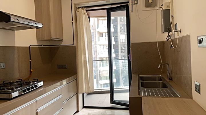 Rustomjee Oriana Main Image 1