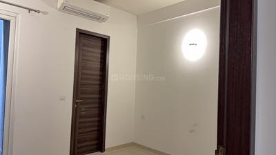 Bedroom Image of 1700 Sq.ft 3 BHK Builder Floor for rent in Smartworld Orchard, Sector 61 Gurgaon for Rs. 55000
