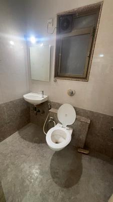 Image of 940 Sq.ft 3 BHK Apartment / Flat for sale in Raja Saptaratna Towers, Malad West, Mumbai for Rs. 24600000