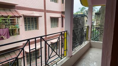 Balcony Image of 850 Sq.ft 2 BHK Apartment / Flat for sale in Baguiati Kolkata for Rs. 3000000