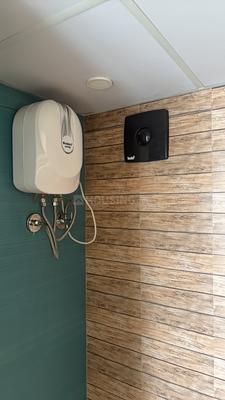 Bathroom Image of 450 Sq.ft 1 BHK Apartment / Flat for sale in Lodha Crown, Thane West Thane for Rs. 5200000