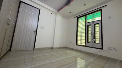 Bedroom Image of 1100 Sq.ft 2 BHK Builder Floor for rent in DDA Akshardham Apartments, Sector 19 Dwarka New Delhi for Rs. 25000