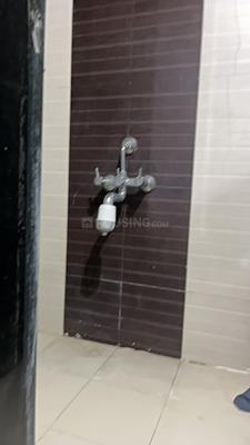 Bathroom Image of 550 Sq.ft 1 BHK Apartment / Flat for rent in Vastushree Adrina, Mundhwa Pune for Rs. 21000