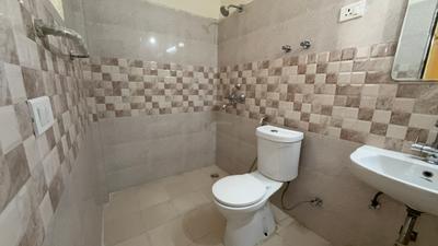 Image of 1700 Sq.ft 3 BHK Villa for rent in Amrapali Dream Valley, Noida Extension, Greater Noida for Rs. 30000